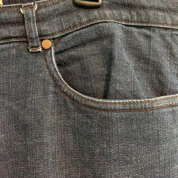 EILEEN FISHER Dark Denim Jeans Size M Great Condition - Picture 4 of 5
